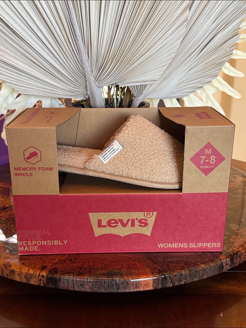 Levi's Cream Sherpa Slip-On Women's Slippers